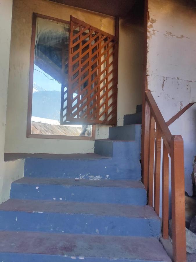 Roop Mountain Homestay Manāli Exteriér fotografie